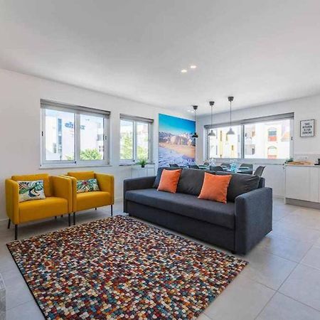 Central Town 2-Bedroom Apartment Albufeira Luaran gambar
