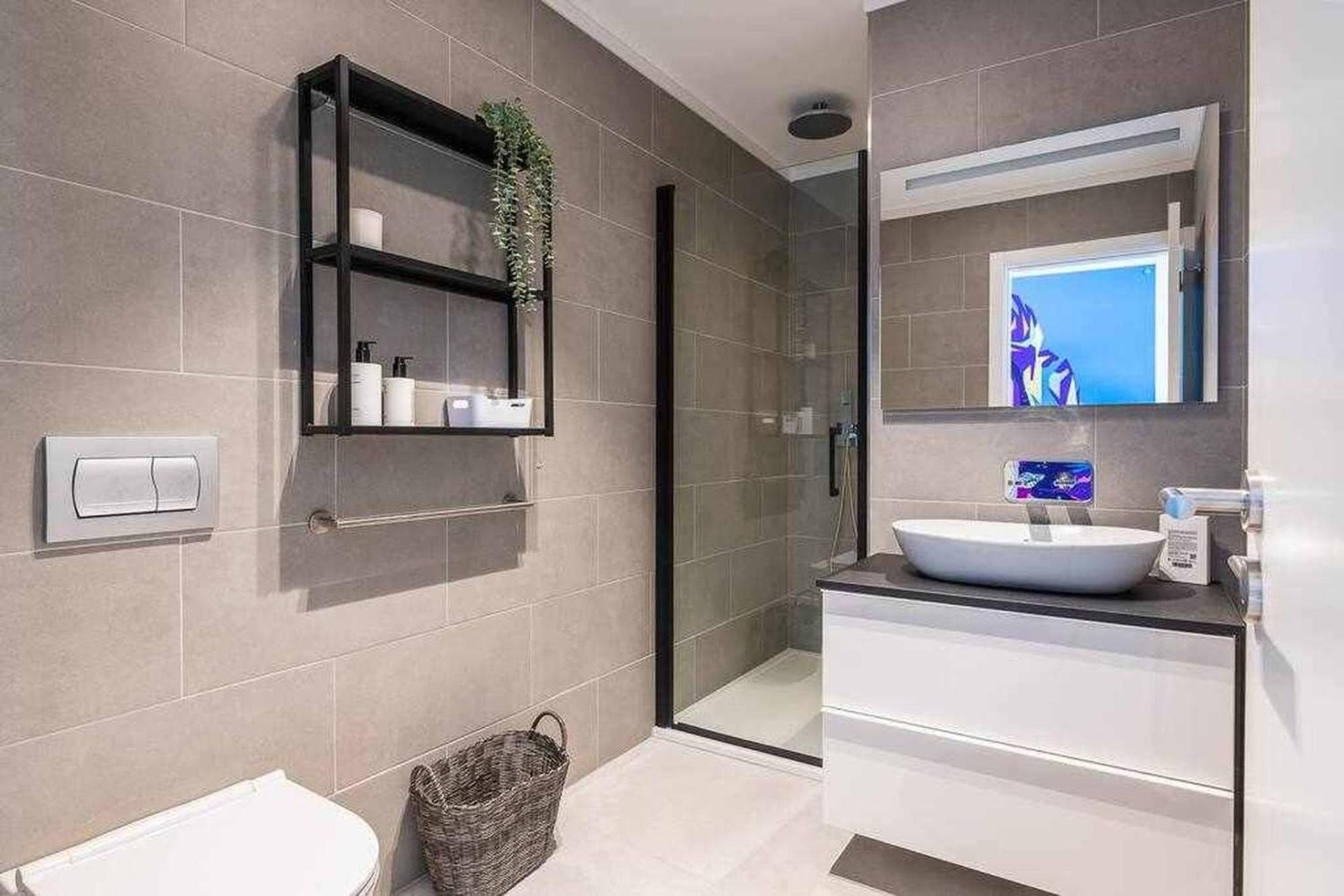 Central Town 2-Bedroom Apartment Albufeira Luaran gambar