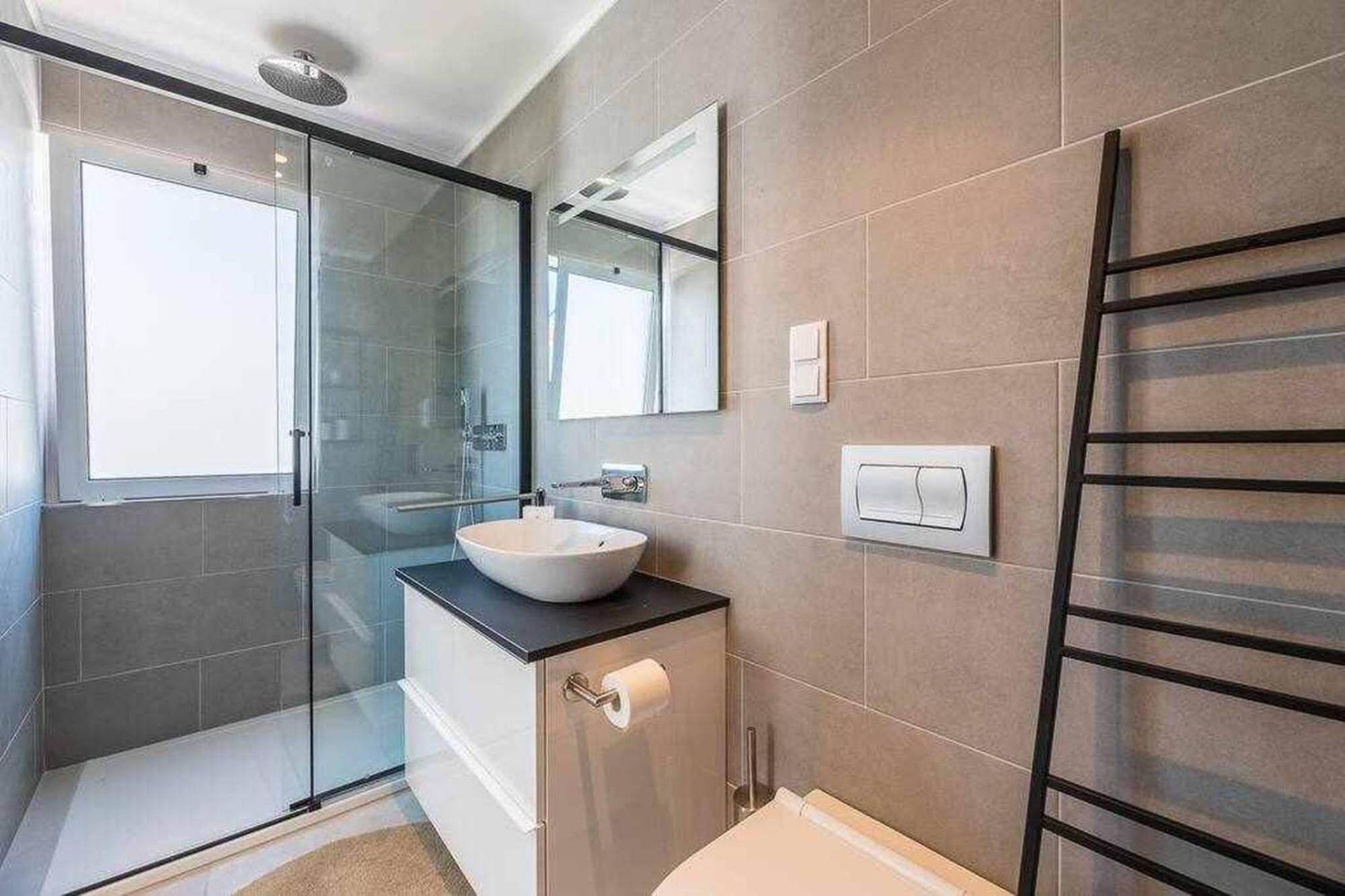 Central Town 2-Bedroom Apartment Albufeira Luaran gambar
