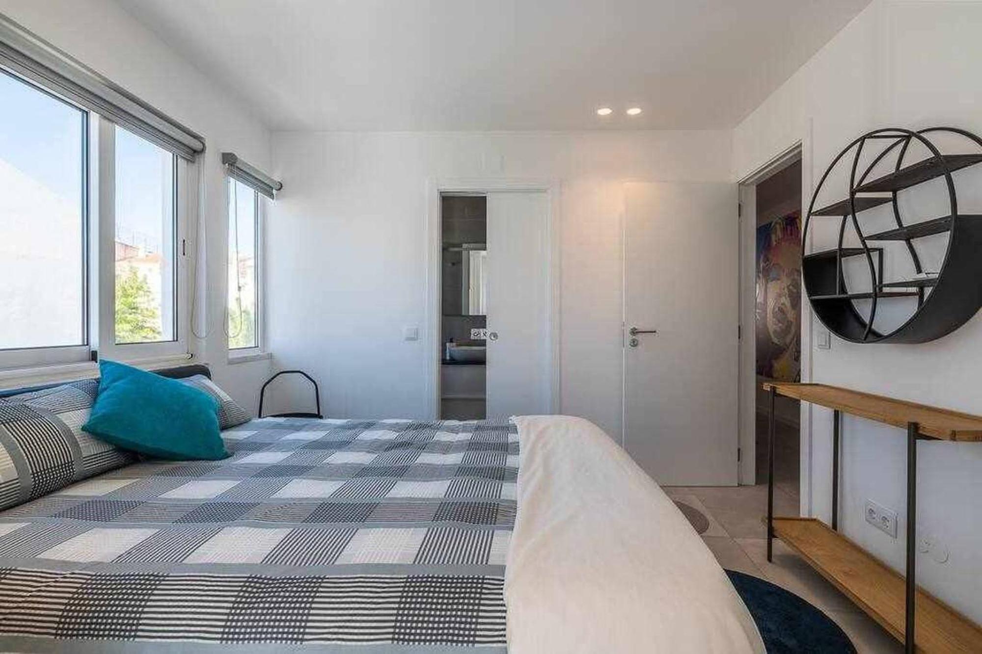 Central Town 2-Bedroom Apartment Albufeira Luaran gambar